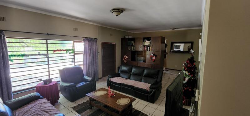 4 Bedroom Property for Sale in De Molen Western Cape